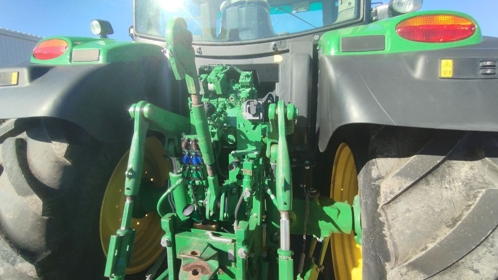 Tracteur JOHN DEERE 6145R - photo slide 25