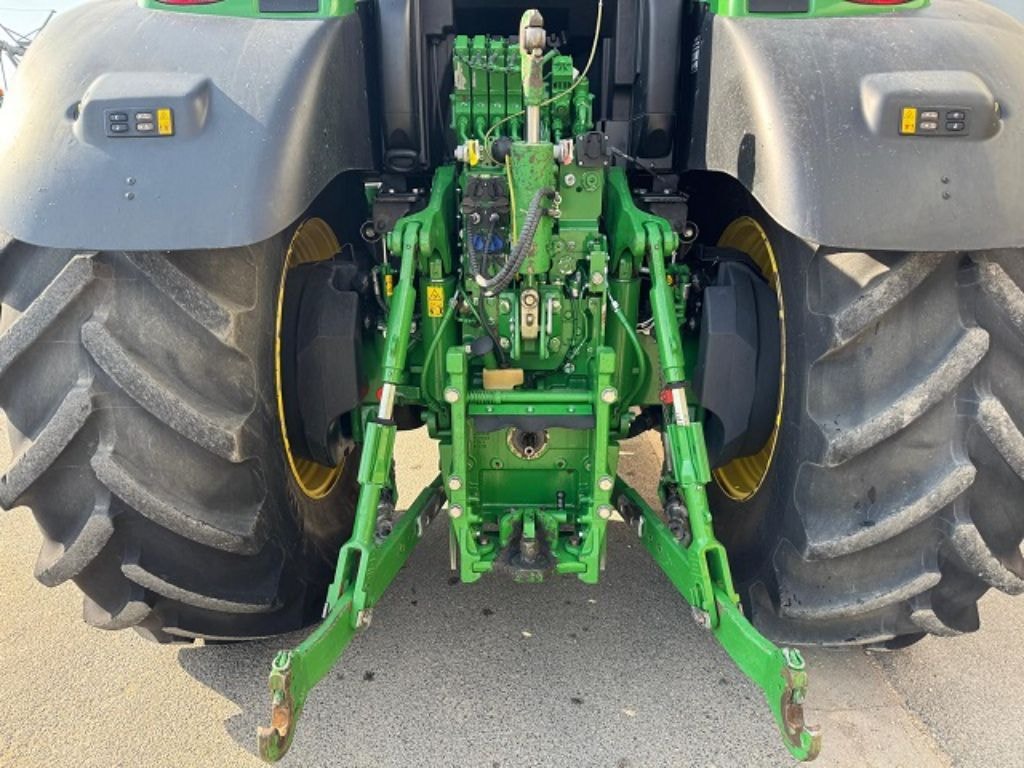 Tracteur JOHN DEERE 6250R - photo slide 7
