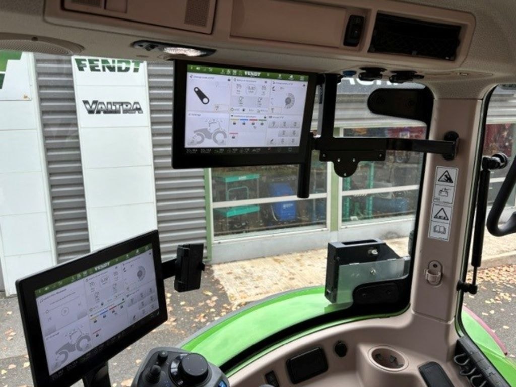 Tracteur FENDT 716 VARIO PROFI + - photo slide 6