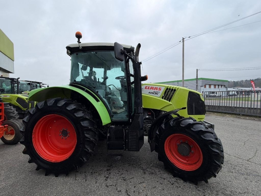 Tracteur CLAAS ARION 420 MUNICIPALIT - photo slide 2