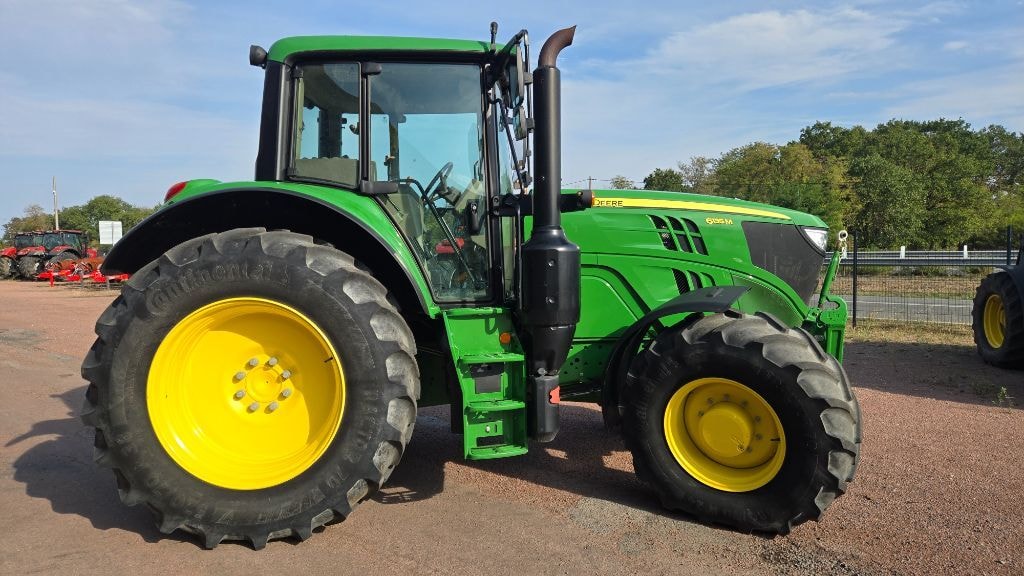 Tracteur JOHN DEERE 6135M - photo slide 6