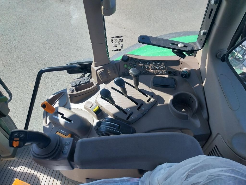 Tracteur JOHN DEERE 6110M - photo slide 7