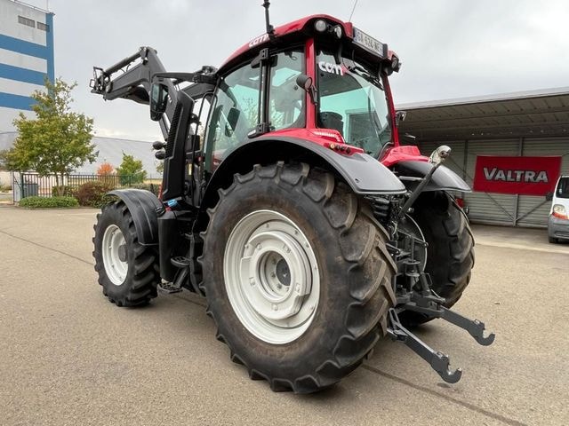 Tracteur chargeur VALTRA N134 - photo slide 5