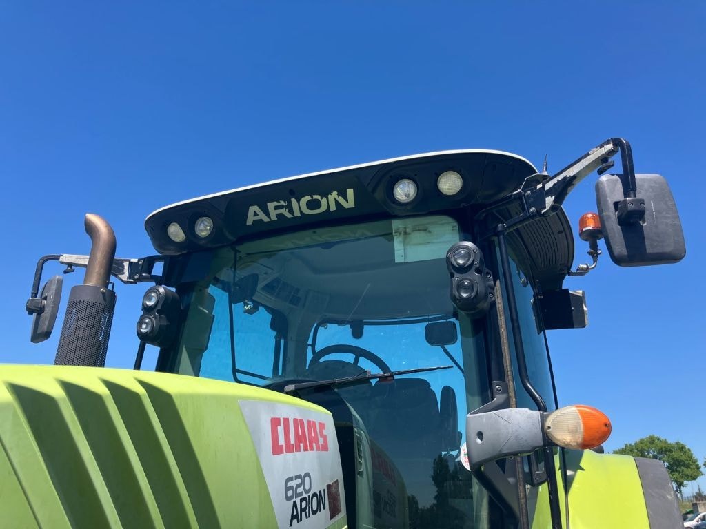 Tracteur CLAAS ARION 620 - photo slide 12