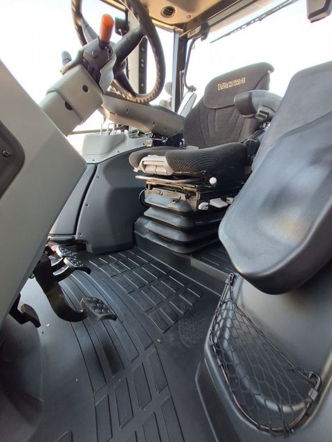 Tracteur chargeur VALTRA G105H  - photo slide 12