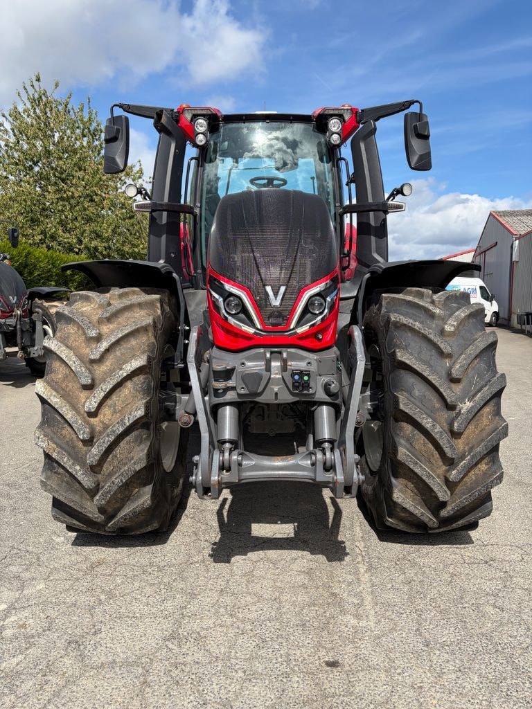 Tracteur VALTRA Q245 - photo slide 3