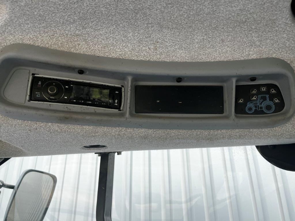 Tracteur NEW HOLLAND T7.210 AC - photo slide 13