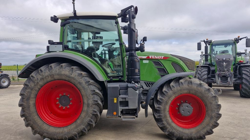 Tracteur FENDT 718 VARIO POWER - photo slide 7
