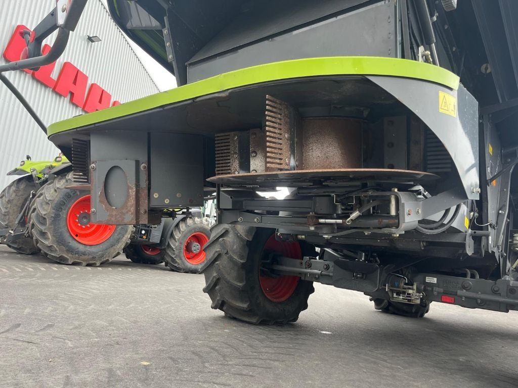 Moissonneuse CLAAS LEXION 760 MONTANA - photo slide 10