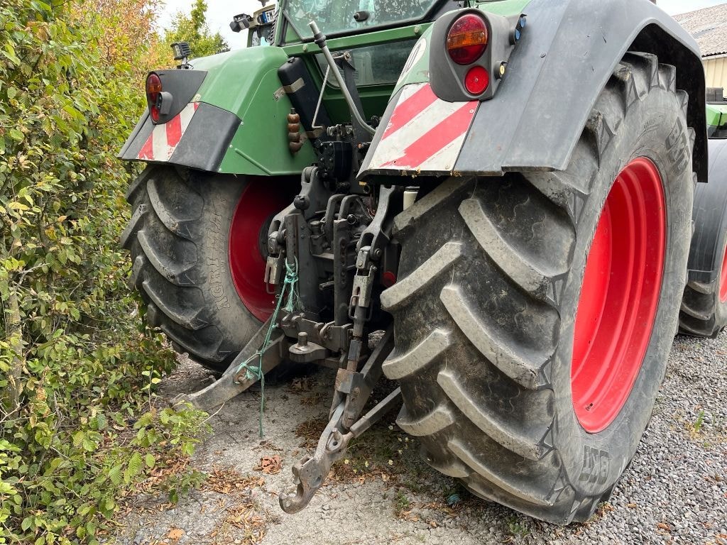Tracteur FENDT 818 com2 - photo slide 3