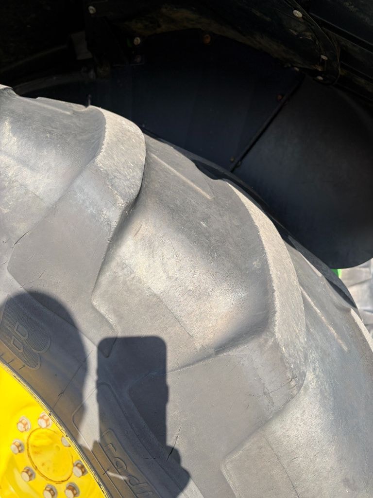 Tracteur JOHN DEERE 6110M - photo slide 22