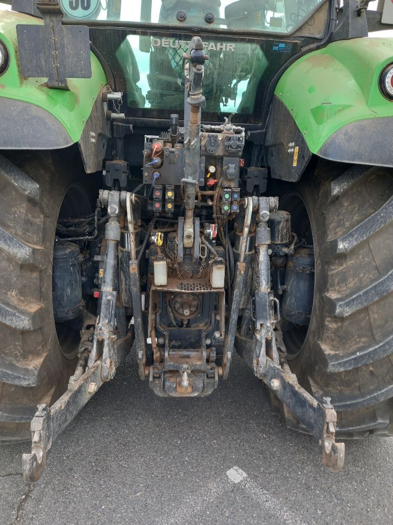 Tracteur DEUTZ FAHR 7250 TTV - photo slide 10