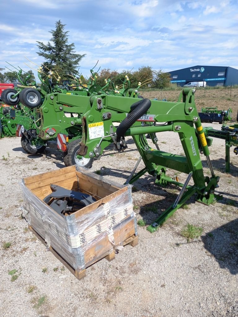 Chargeur Frontal FENDT 3 X 65 - photo slide 4