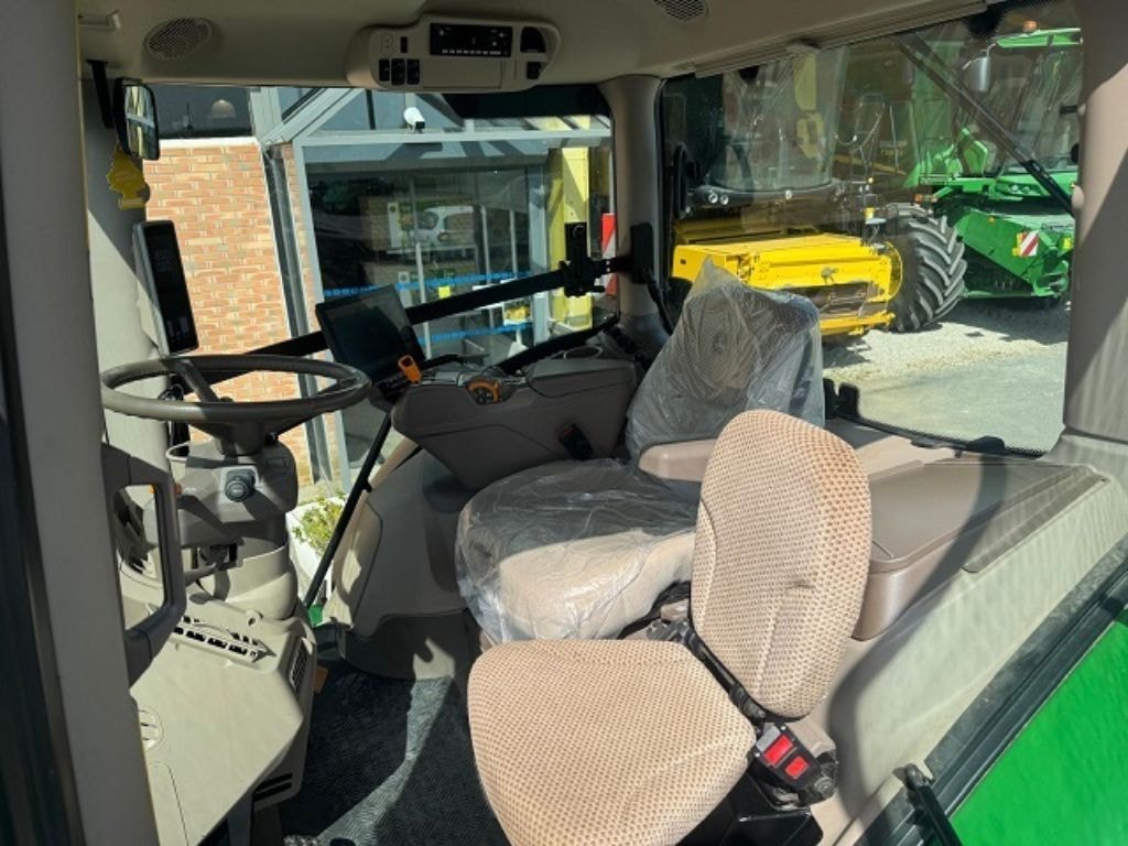 Tracteur JOHN DEERE 6R 215 - photo slide 8