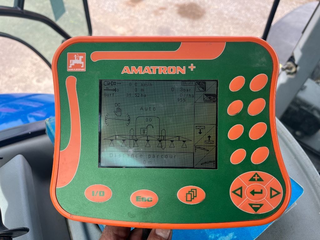 Pulverisateur AMAZONE UX 4200 SPECIAL - photo slide 14