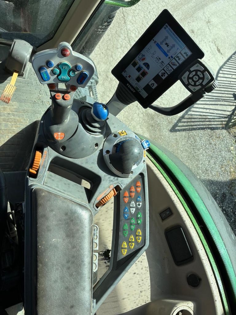 Tracteur FENDT 512 VARIO POWER - photo slide 24