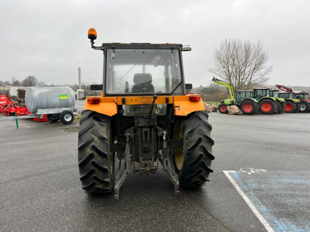 Tracteur RENAULT CERES335X - photo slide 6