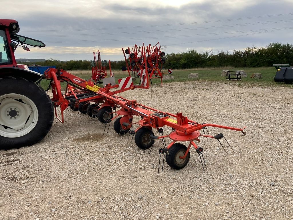 Faneuse KUHN 8702 - photo slide 25