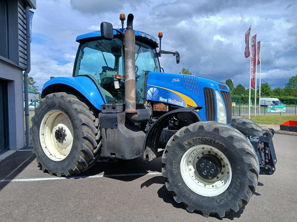Tracteur NEW HOLLAND T8020 - photo slide 3