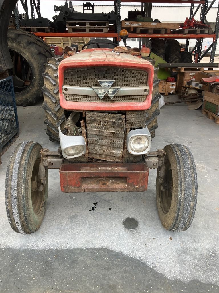 Tracteur MASSEY FERGUSON 158 - photo slide 3