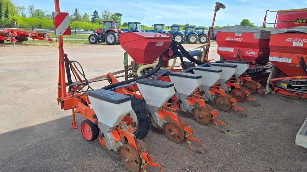 Semoir monograine KUHN planter 2 - photo slide 6