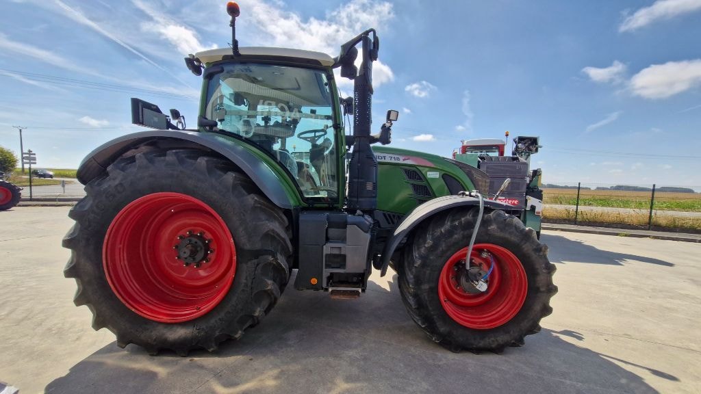 Tracteur FENDT 718 VARIO POWER + - photo slide 9