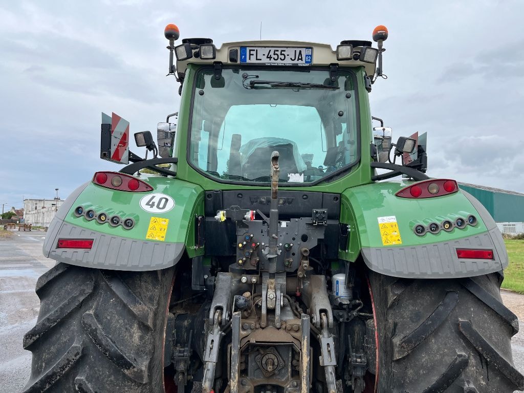 Tracteur FENDT 722 S4 POWER + - photo slide 6