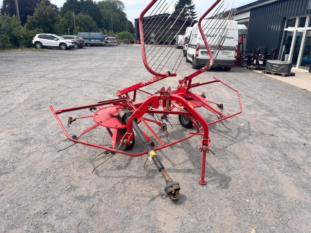Faneuse LELY Lotus 300 - photo slide 7