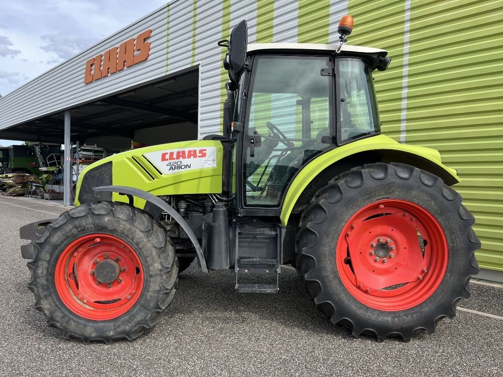 Tracteur CLAAS ARION 420  - photo slide 2