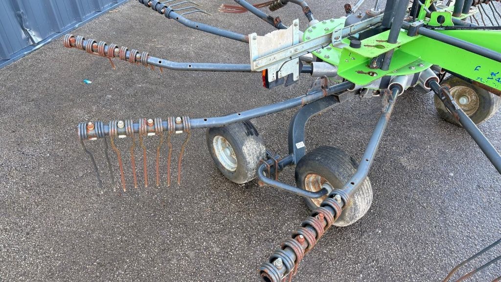 Andaineur DEUTZ FAHR SwatMaster 4222 - photo slide 5