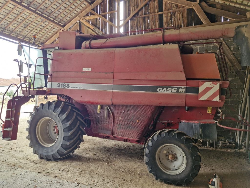 Moissonneuse CASE IH AXIAL FLOW 2188 - photo slide 2