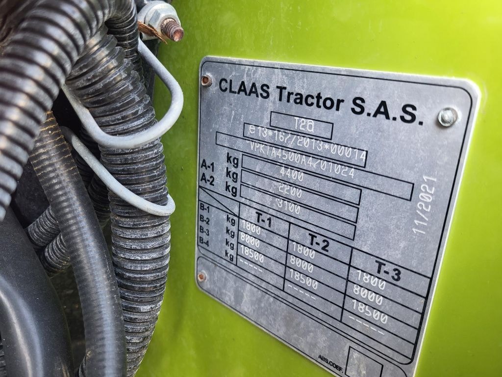 Tracteur CLAAS Nexos 240 F - photo slide 21