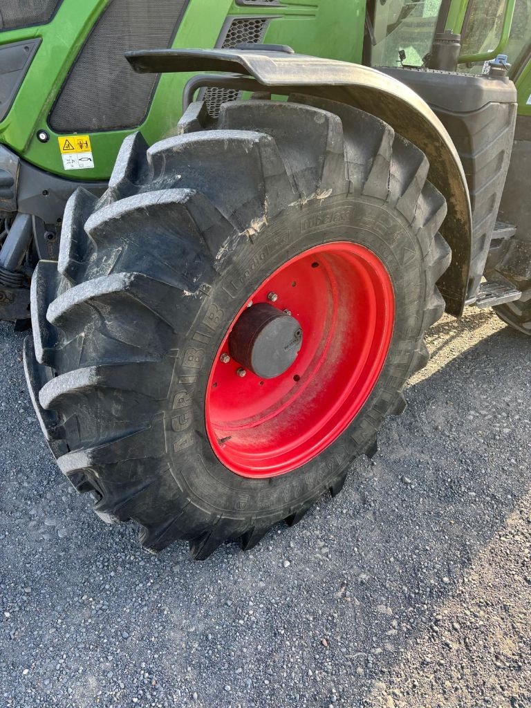 Tracteur FENDT 514 Power+ - photo slide 13