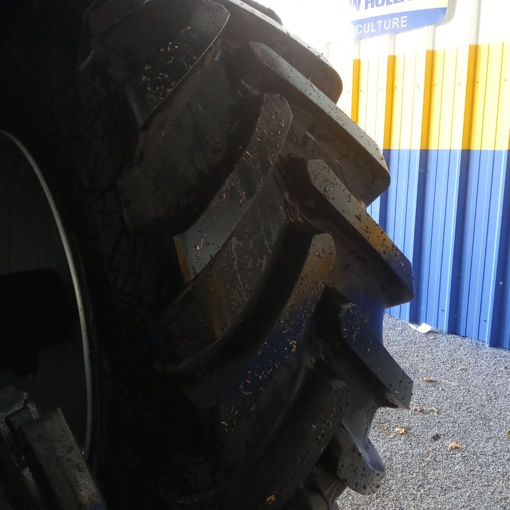 Tracteur NEW HOLLAND T8.410 - photo slide 3
