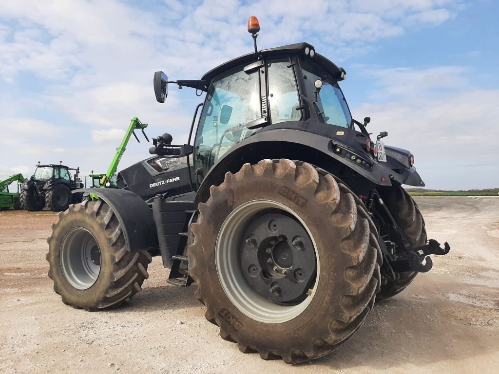 Tracteur DEUTZ FAHR 7250 AGROTRON TTV - photo slide 12