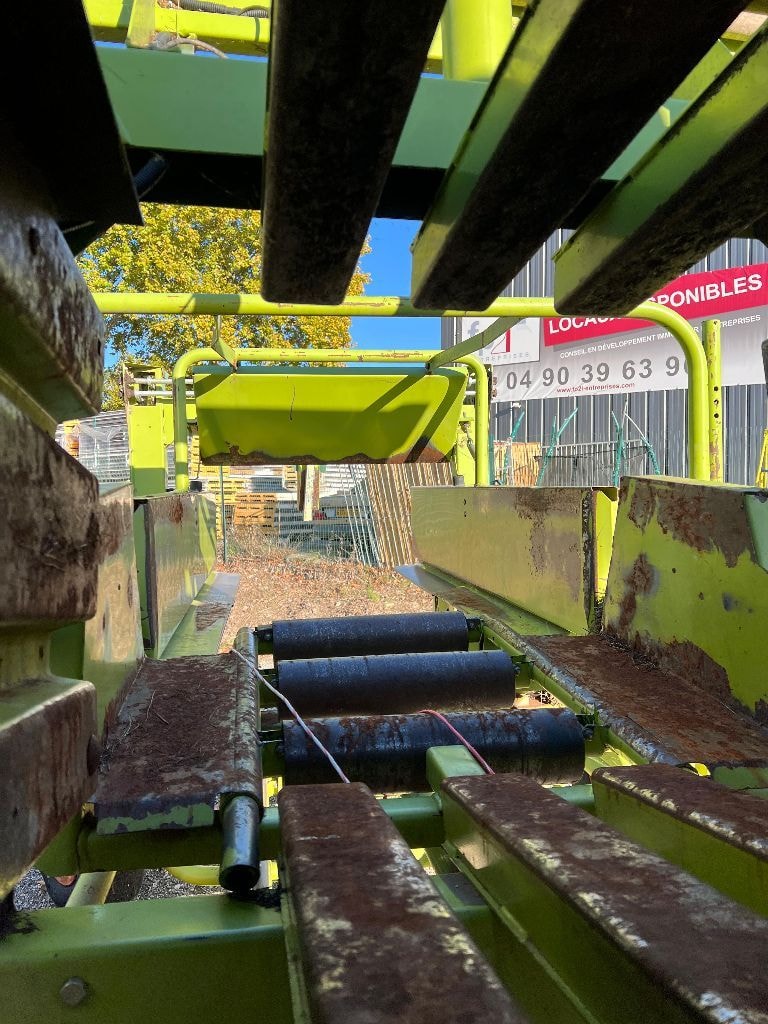 Presse haute densite CLAAS quadrant 1150 - photo slide 7