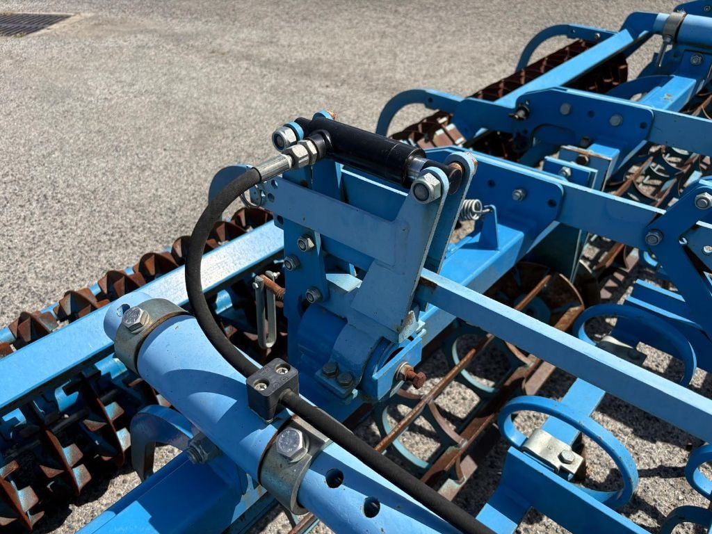 Vibroculteur LEMKEN KOMPAKTOR - photo slide 13