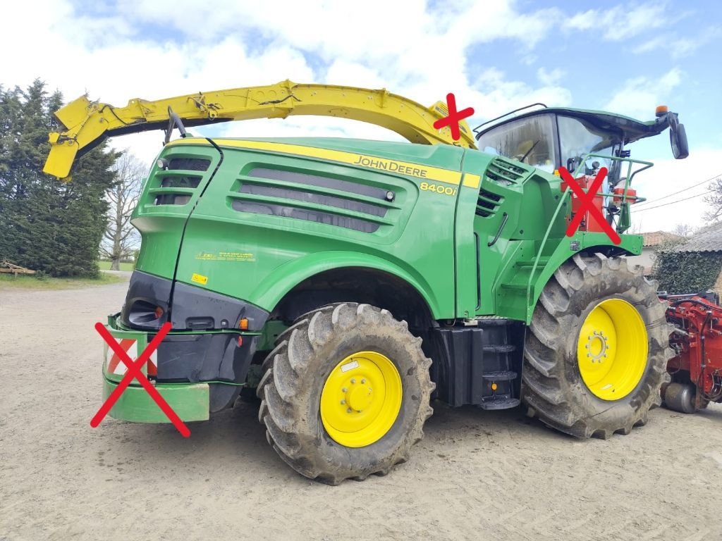 Ensileuse JOHN DEERE 8400i - photo slide 4