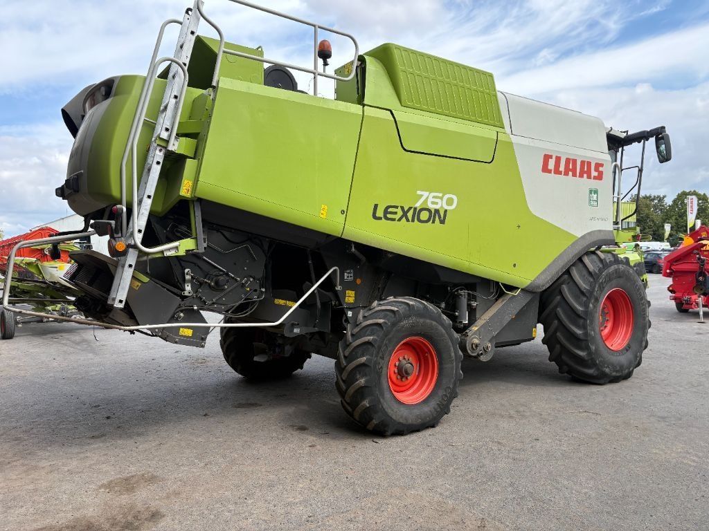 Moissonneuse CLAAS LEXION 760 - photo slide 35