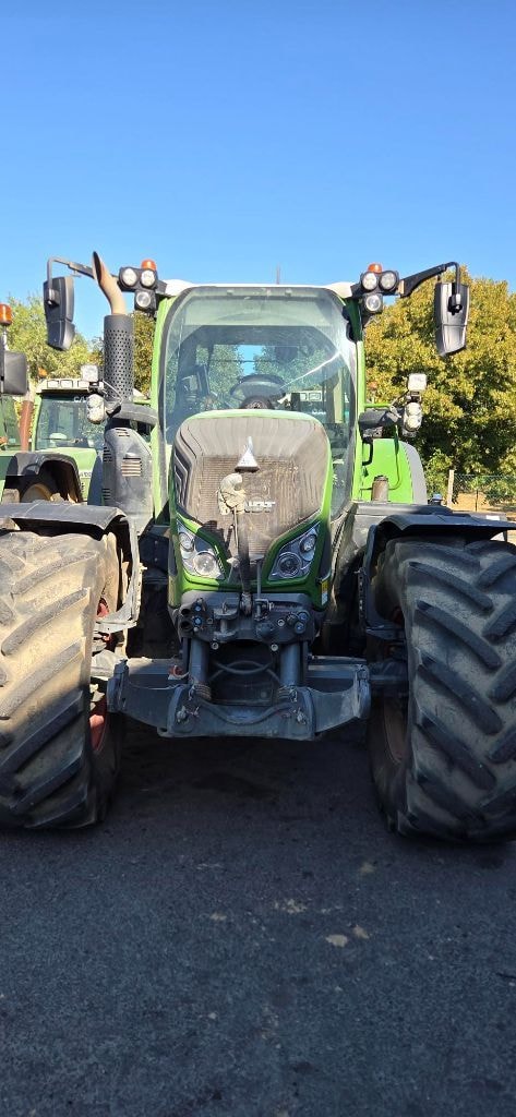 Tracteur FENDT 724 GEN 6 POWER + - photo slide 4