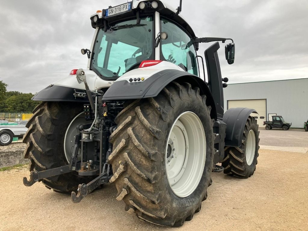 Tracteur VALTRA T 215 A - photo slide 3