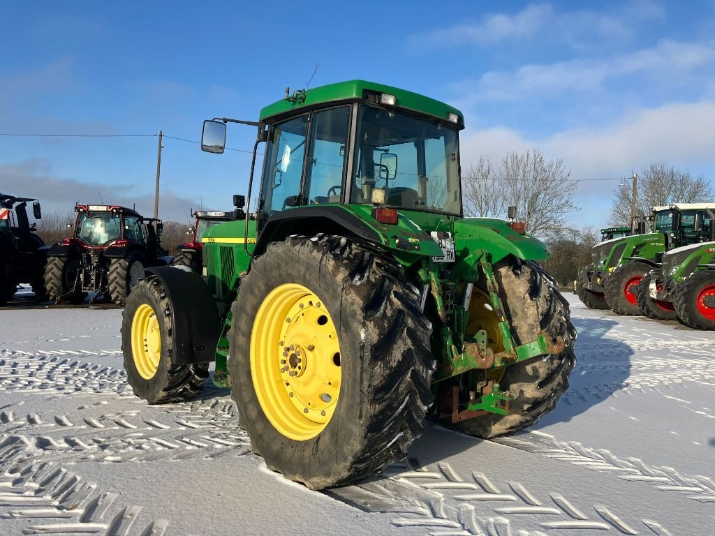 Tracteur JOHN DEERE 7710 - photo slide 12