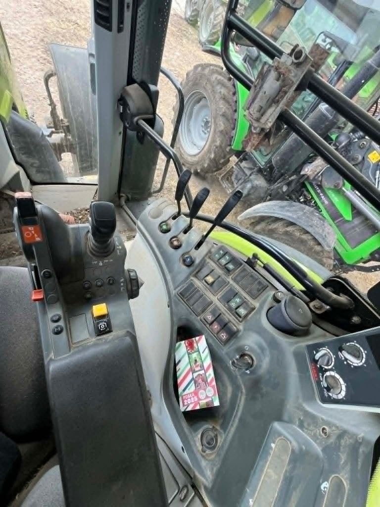 Tracteur CLAAS ARION 610 - photo slide 19