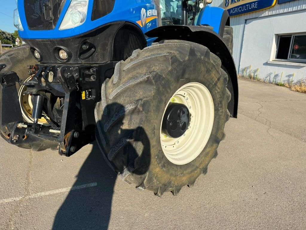 Tracteur NEW HOLLAND T7.275 HD - photo slide 14