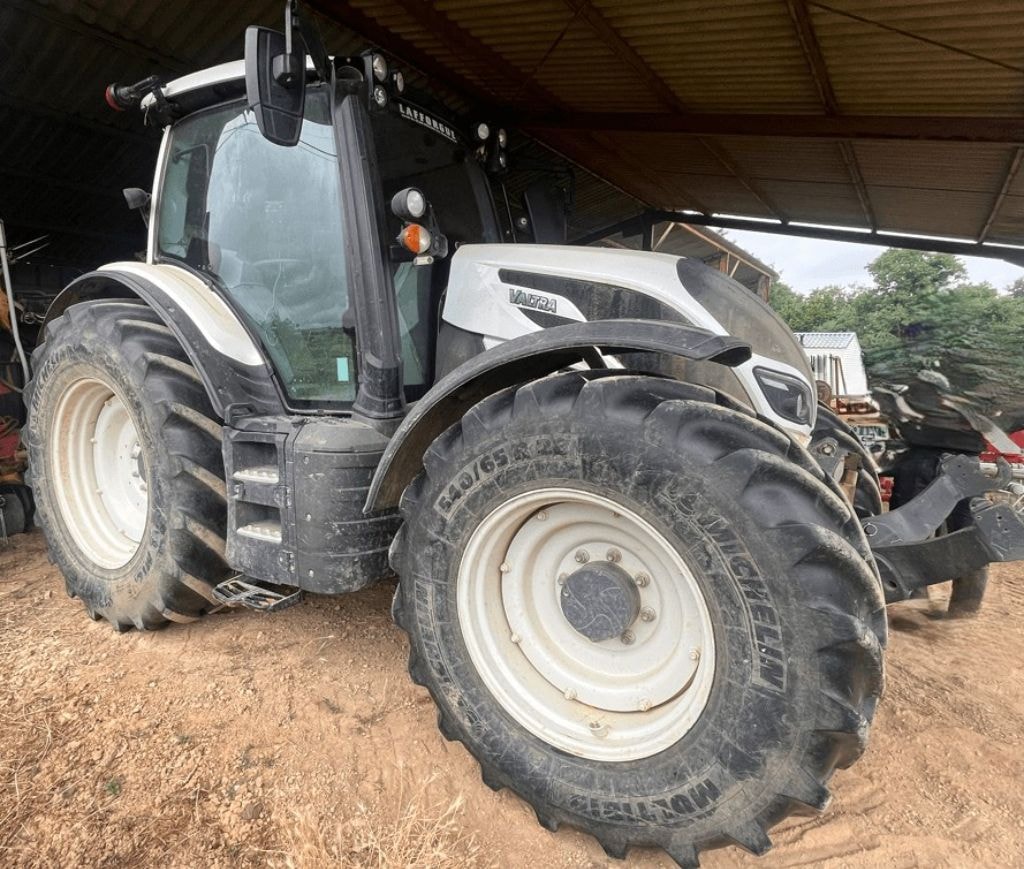 Tracteur VALTRA N154e Direct SMARTOUCH - photo slide 2