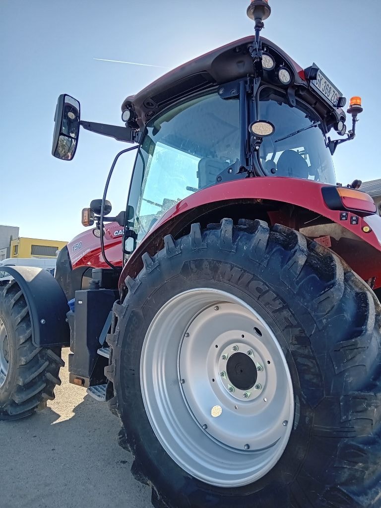 Tracteur CASE IH MAXXUM CVX 150 - photo slide 5