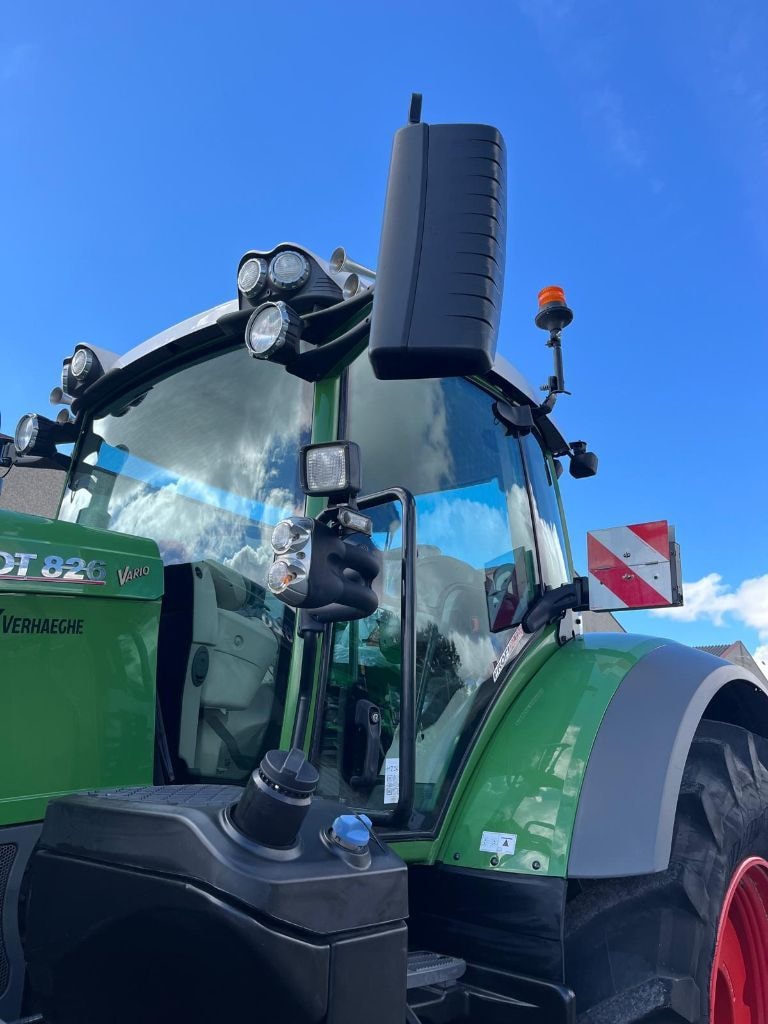 Tracteur FENDT 826 S4 Profi + - photo slide 11