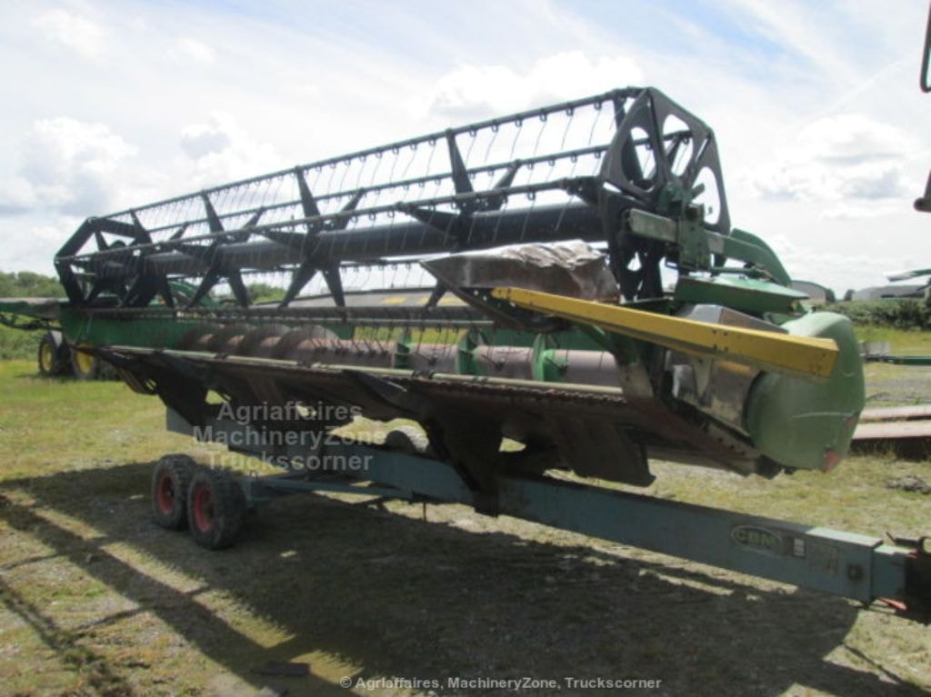 Moissonneuse JOHN DEERE T 660 - photo slide 9