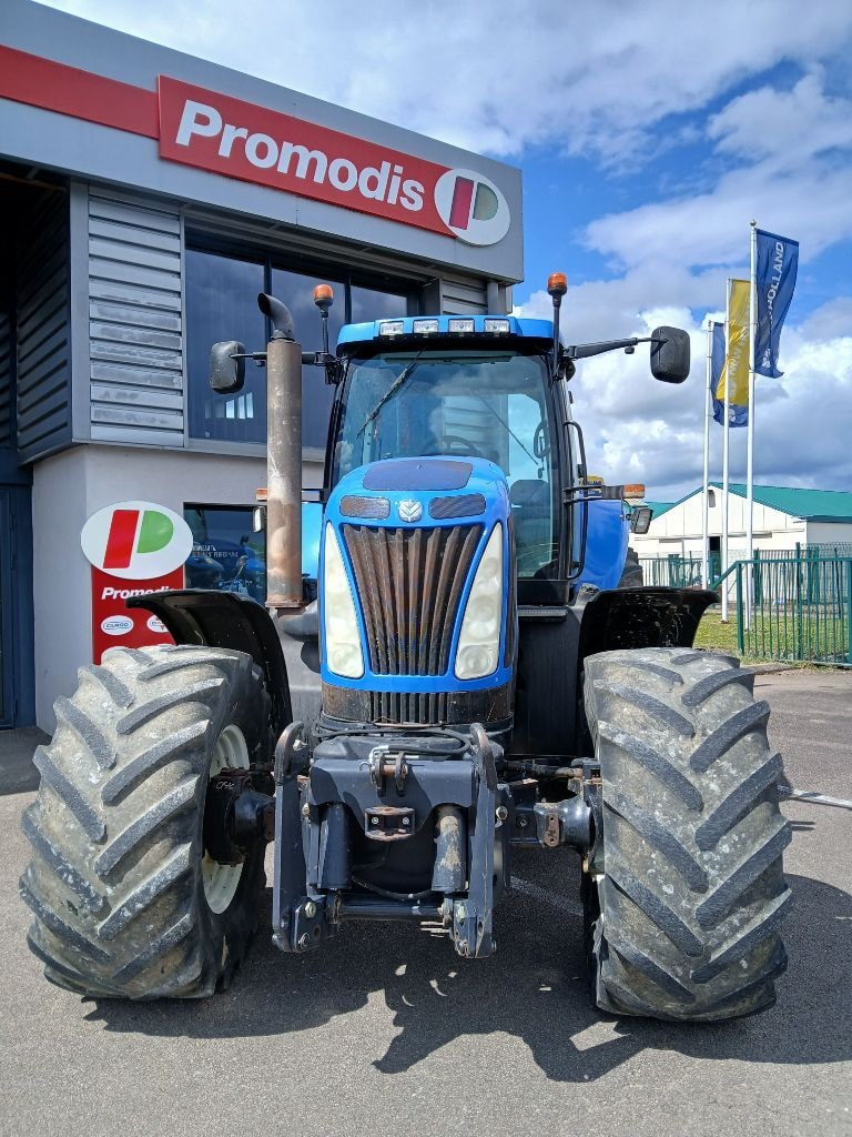Tracteur NEW HOLLAND T8020 - photo slide 2