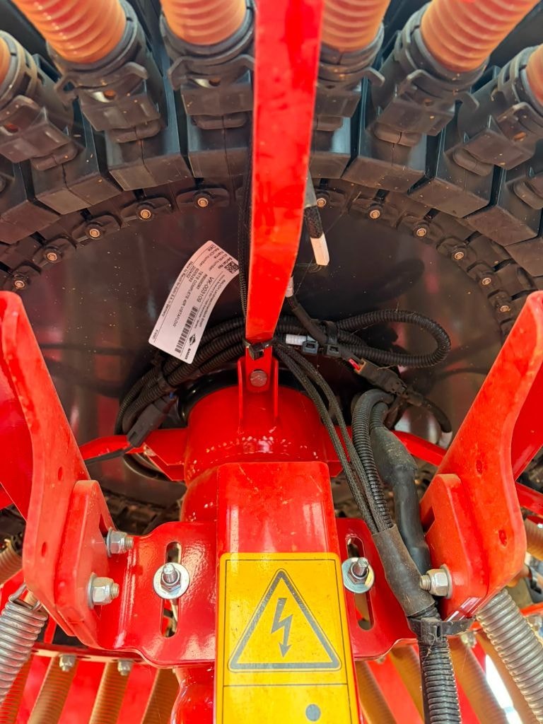 Semoir en ligne KUHN ESPRO 6000 RC - photo slide 25
